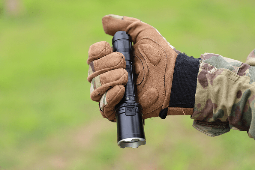 选？露营灯选购指南与推荐瓦力游戏户外露营灯具怎么(图1)