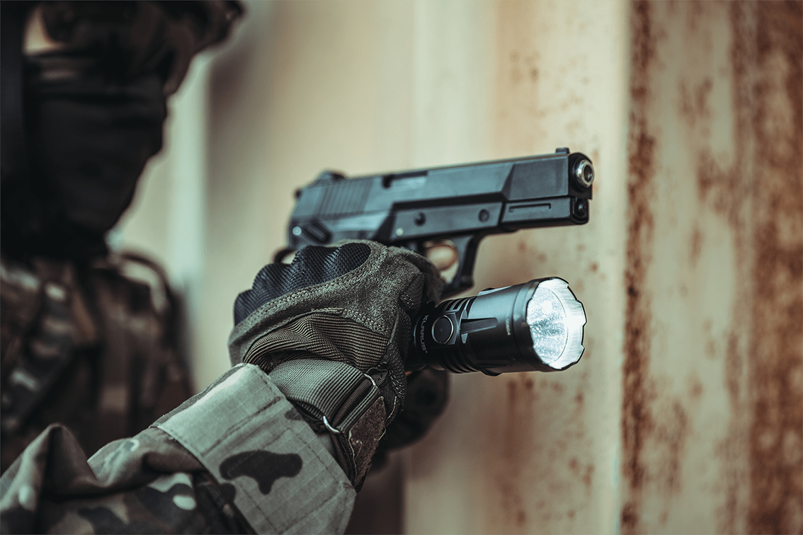 选？露营灯选购指南与推荐瓦力游戏户外露营灯具怎么(图8)